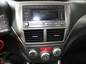 2009款2.0L 自动版 中控台