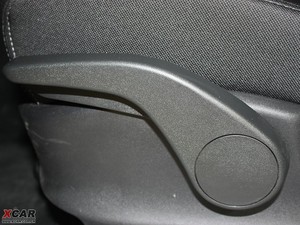 2009款2.0L 自动版 主驾驶座椅