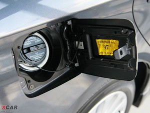 2009款2.0L 导航版 油箱盖