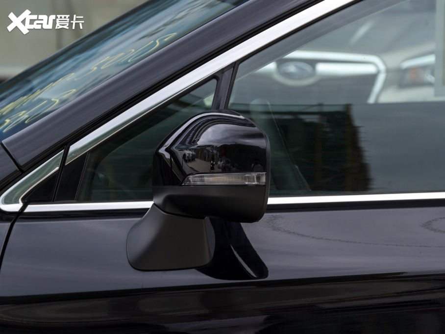 2020 Ŀ 2.5i b EyeSight