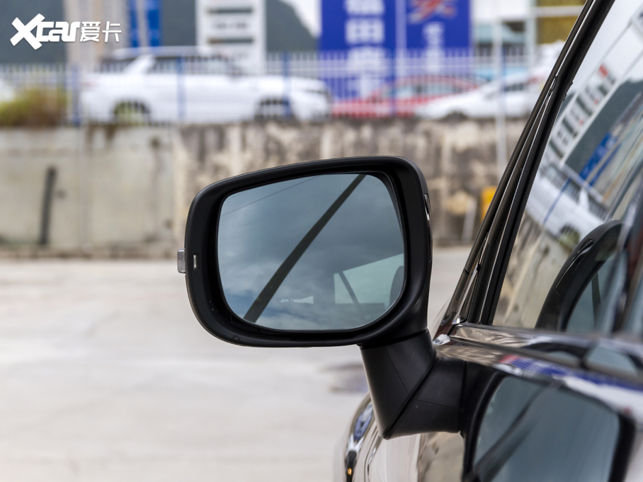 2020 Ŀ 2.5i b EyeSight