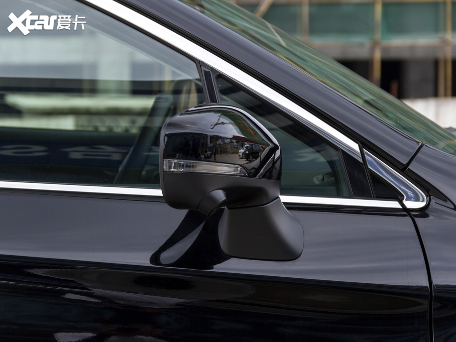 2020 Ŀ 2.5i b EyeSight