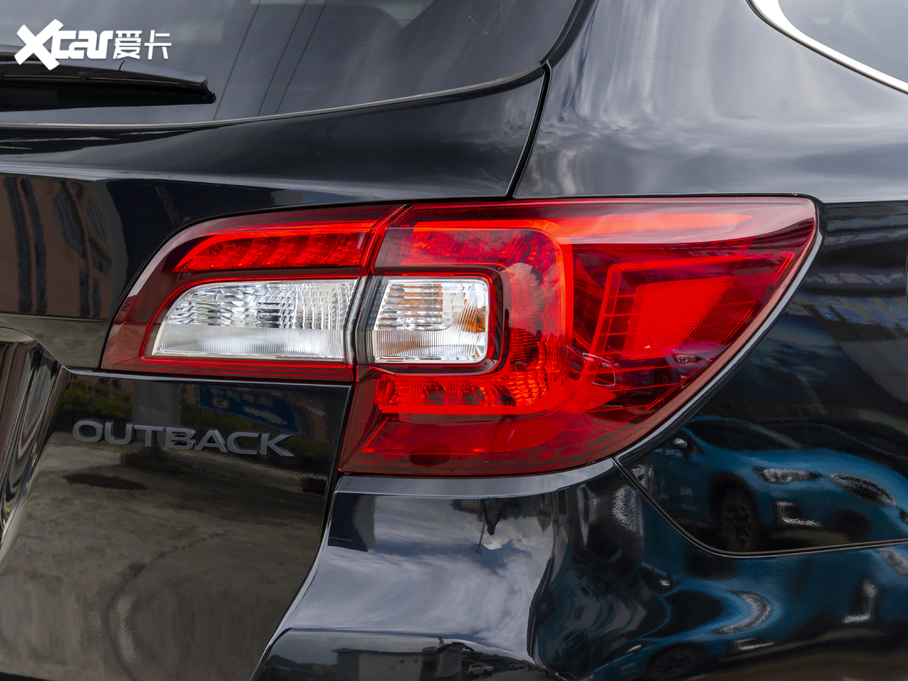 2020 Ŀ 2.5i b EyeSight