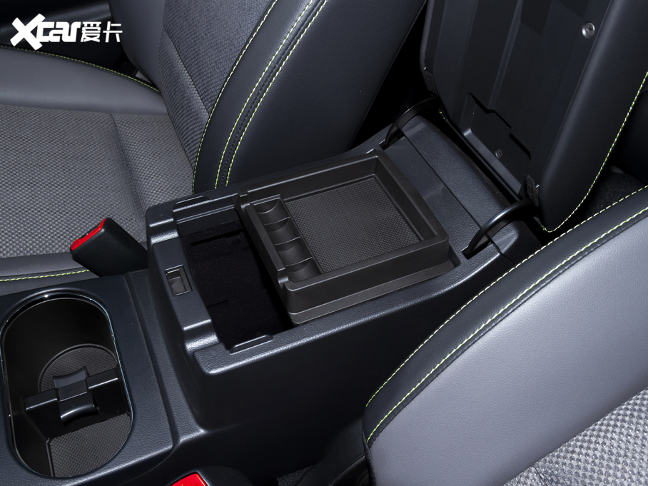 2020 Ŀ 2.5i b EyeSight