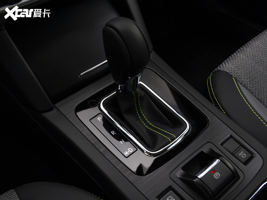 2020 Ŀ 2.5i b EyeSight