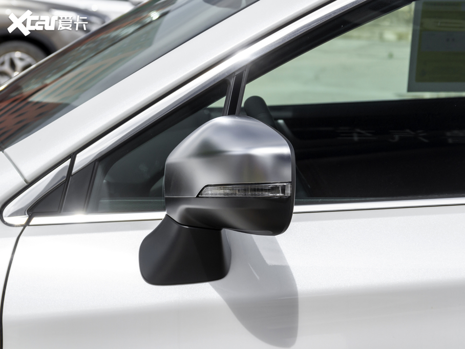 2020 Ŀ 2.5i \ EyeSight