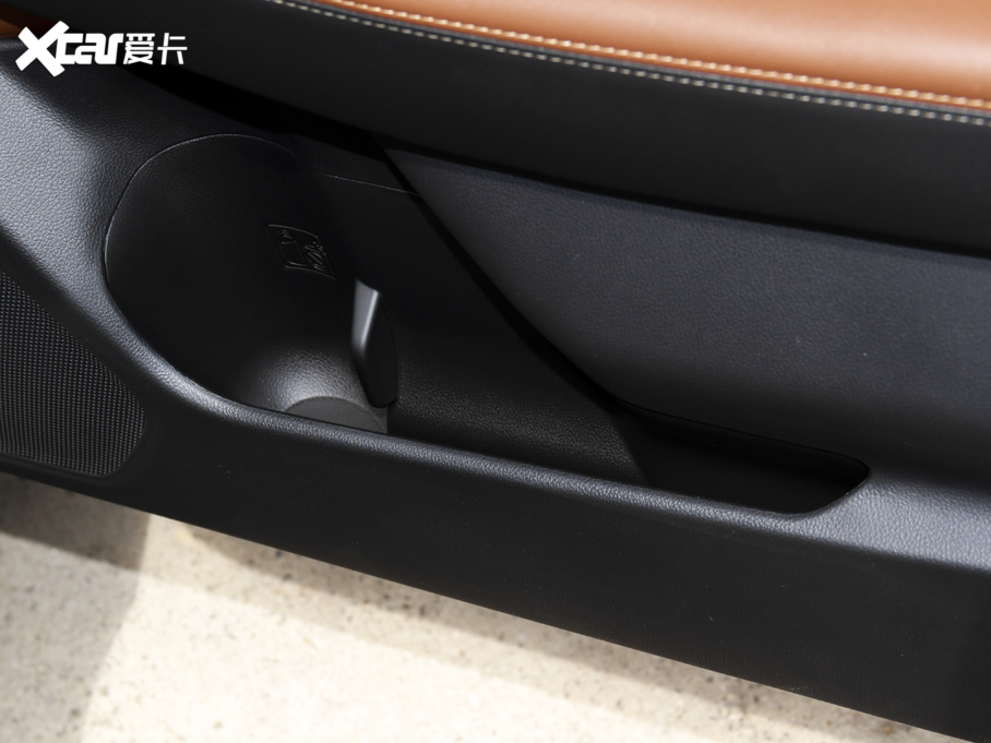 2020 Ŀ 2.5i \ EyeSight