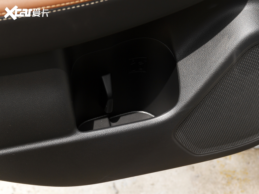 2020 Ŀ 2.5i \ EyeSight