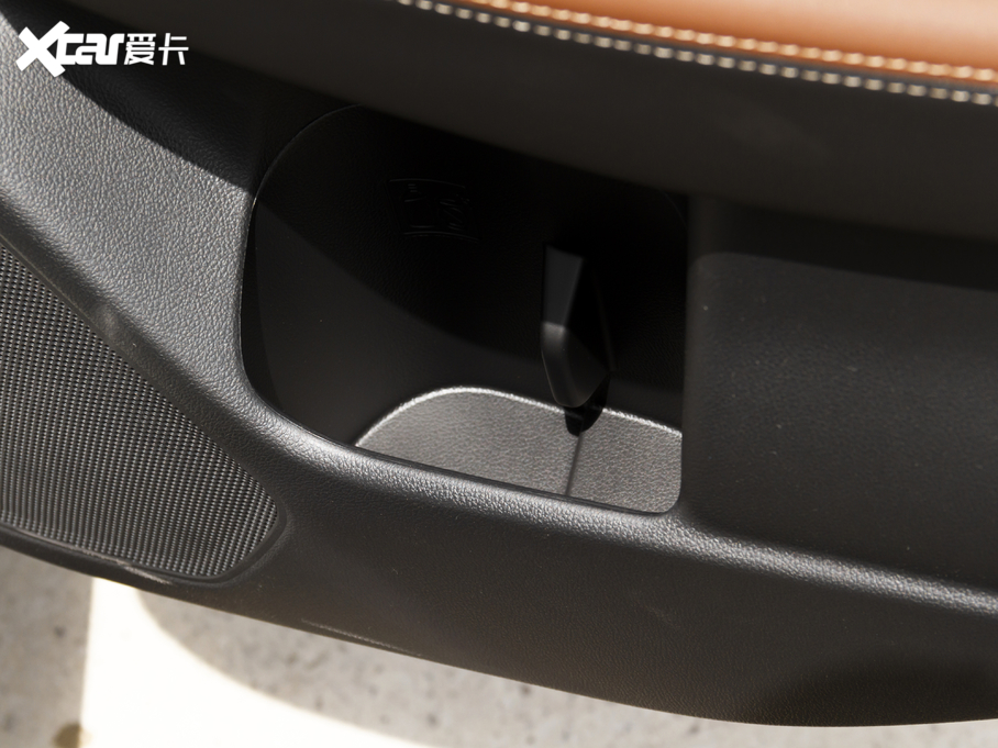 2020 Ŀ 2.5i \ EyeSight