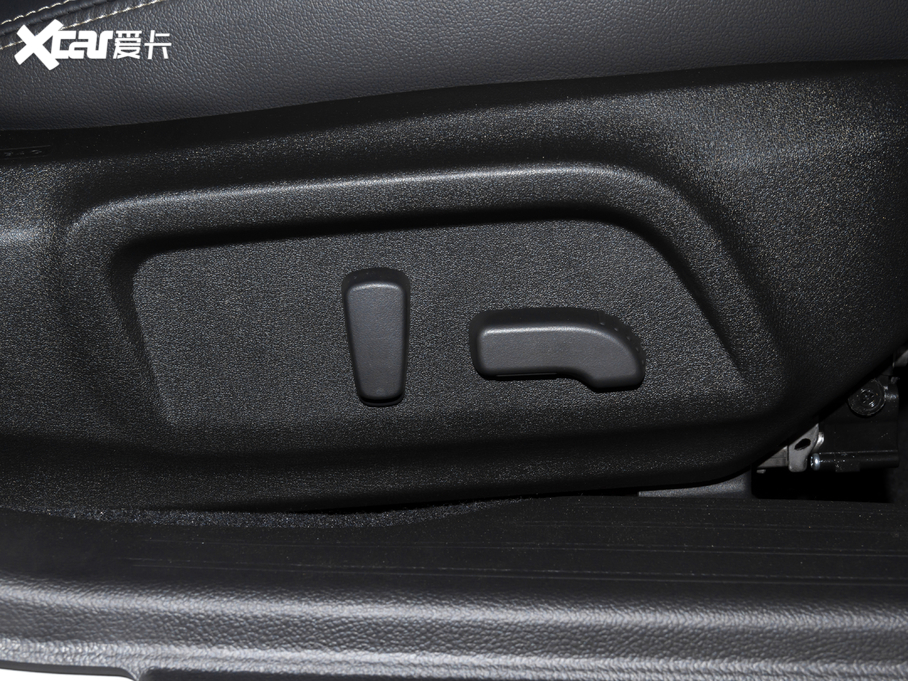 2020 Ŀ 2.5i \ EyeSight