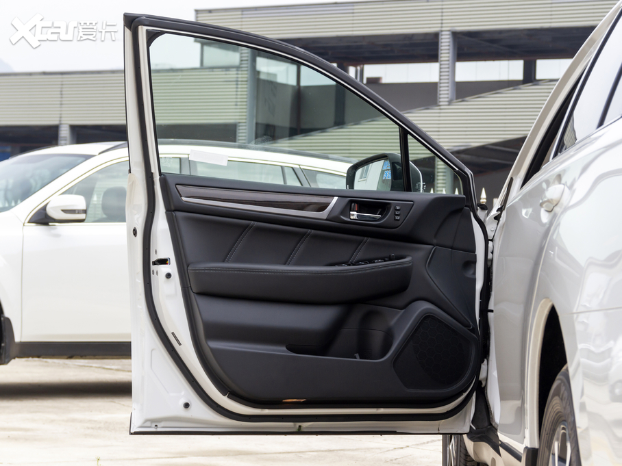 2020 Ŀ 2.5i A EyeSight