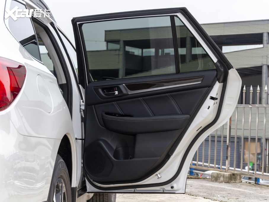 2020 Ŀ 2.5i A EyeSight