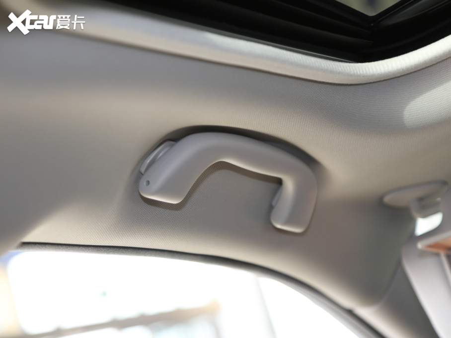 2020 Ŀ 2.5i \ӌ EyeSight