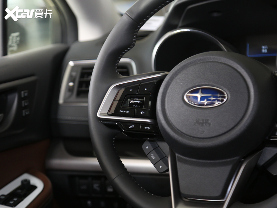 2020 Ŀ 2.5i \ӌ EyeSight