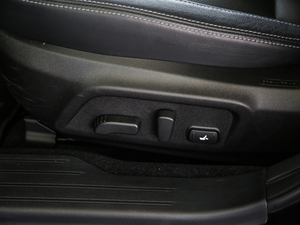 2020Ŀ 2.5i \ӌ EyeSight {{