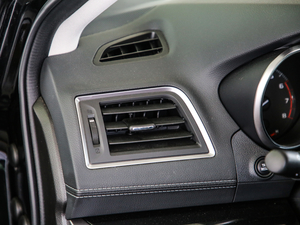 2020Ŀ 2.5i \ӌ EyeSight п؅^