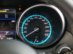 2020Ŀ 2.5i \ӌ EyeSight п؅^