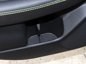 2020Ŀ 2.5i b EyeSight g