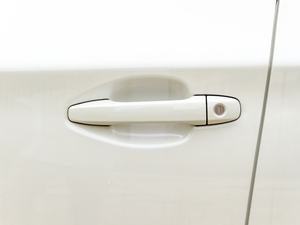 2020Ŀ 2.5i A EyeSight {T