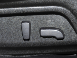 2020Ŀ 2.5i A EyeSight g