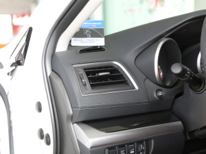 2020Ŀ 2.5i \ӌ EyeSight п؅^