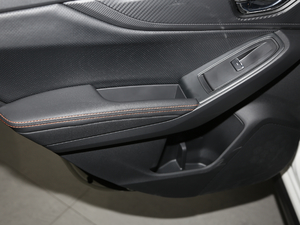 2020Ŀ 2.0i ȫ(q)A EyeSight g