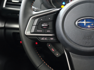 2020Ŀ 2.0i ȫA п؅^