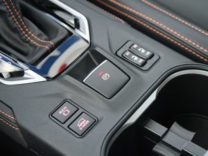 2020Ŀ 2.0i ȫA v܇Ƅ