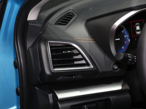 2020Ŀ 2.0i Ş EyeSight п؅^(q)