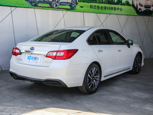 2020Ŀ 2.5i ȫsҫ EyeSight w^