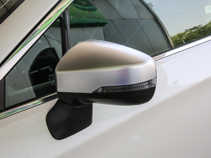 2020Ŀ 2.5i ȫsҫ EyeSight ^