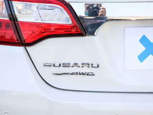 2020Ŀ 2.5i ȫsҫ EyeSight ^