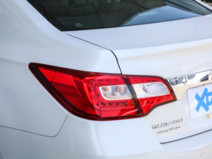 2020Ŀ 2.5i ȫsҫ EyeSight ^