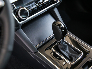 2020Ŀ 2.5i ȫsҫ EyeSight п؅^