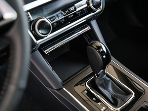 2020Ŀ 2.5i ȫsҫ EyeSight п؅^