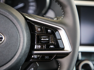 2020Ŀ 2.5i ȫsҫ EyeSight п؅^