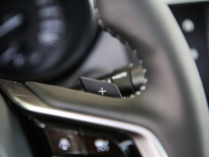 2020Ŀ 2.5i ȫsҫ EyeSight п؅^