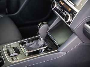 2020Ŀ 2.5i ȫ(q)sҫ EyeSight п؅^(q)