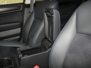 2020Ŀ 2.5i sҫ EyeSight g