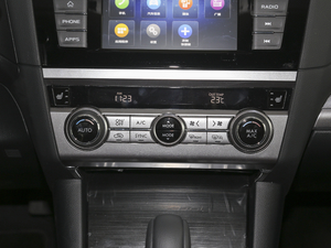 2020Ŀ 2.5i ȫLа {{