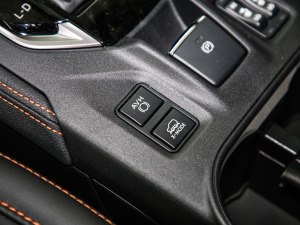 2021��2.0i ȫ�(q��)���A�� EyeSight �п؅^(q��)