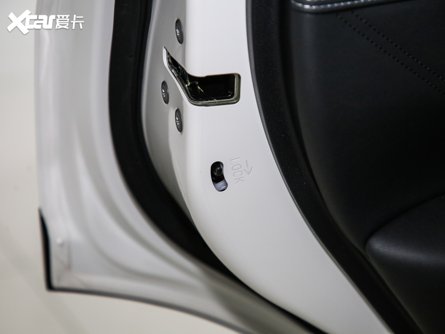 2021ɭ 2.0i Ş EyeSight