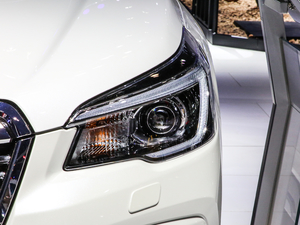 20212.0i Ş EyeSight ^