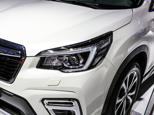 20212.0i Ş EyeSight ^