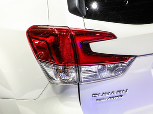 20212.0i Ş EyeSight (ji)^