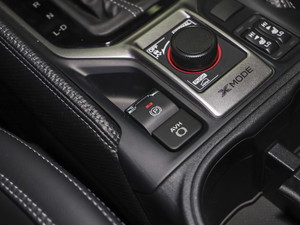 20212.0i A EyeSight v܇(ch)Ƅ(dng)