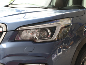 20212.0i Ş EyeSight  (ji)^