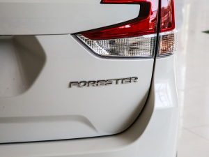 20212.0i Ş EyeSight ^