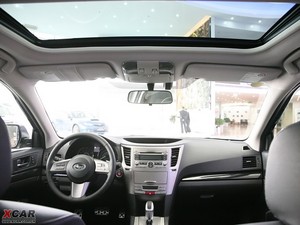 2010款2.5GT 自动豪华版 内饰全景
