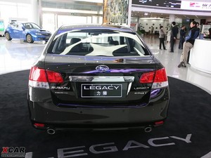 2010款2.5GT 自动豪华版 正后	